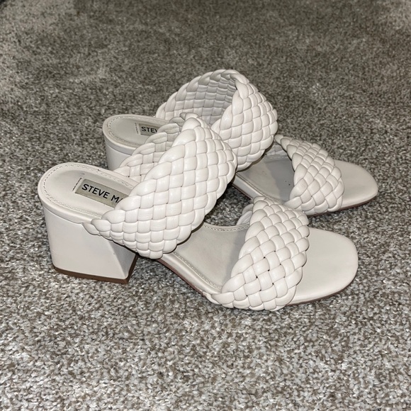 Steve Madden Shoes - Steve Madden Daphnee sandals
